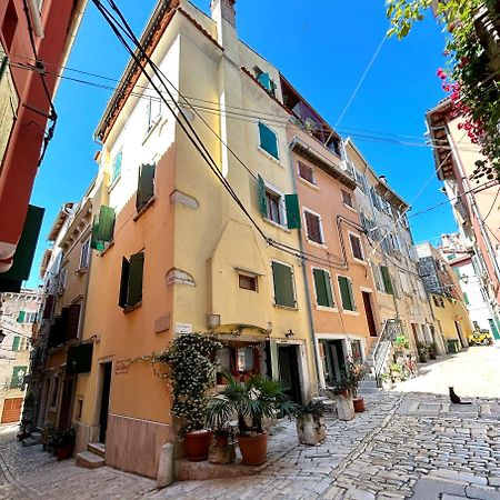 Guesthouse Casa Vittoria โรวีน ภายนอก รูปภาพ