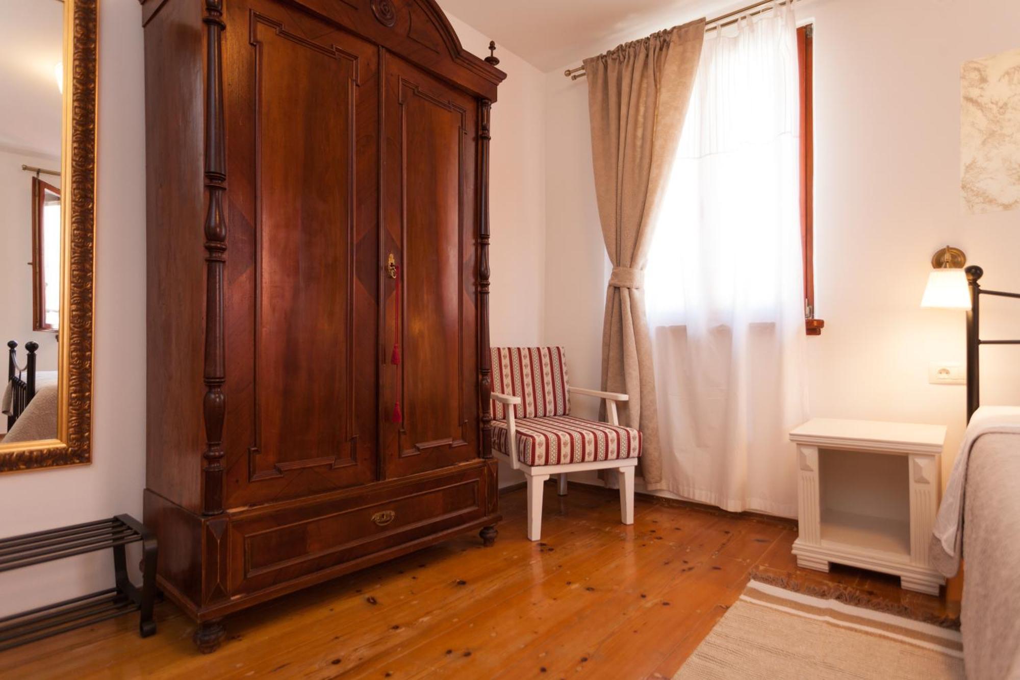 Guesthouse Casa Vittoria โรวีน ภายนอก รูปภาพ