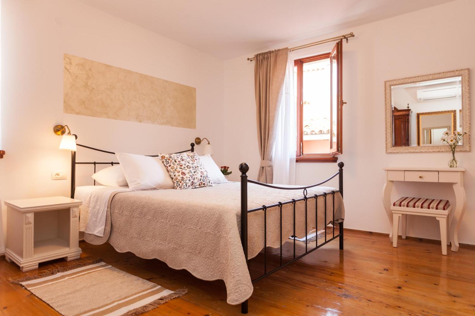 Guesthouse Casa Vittoria โรวีน ภายนอก รูปภาพ