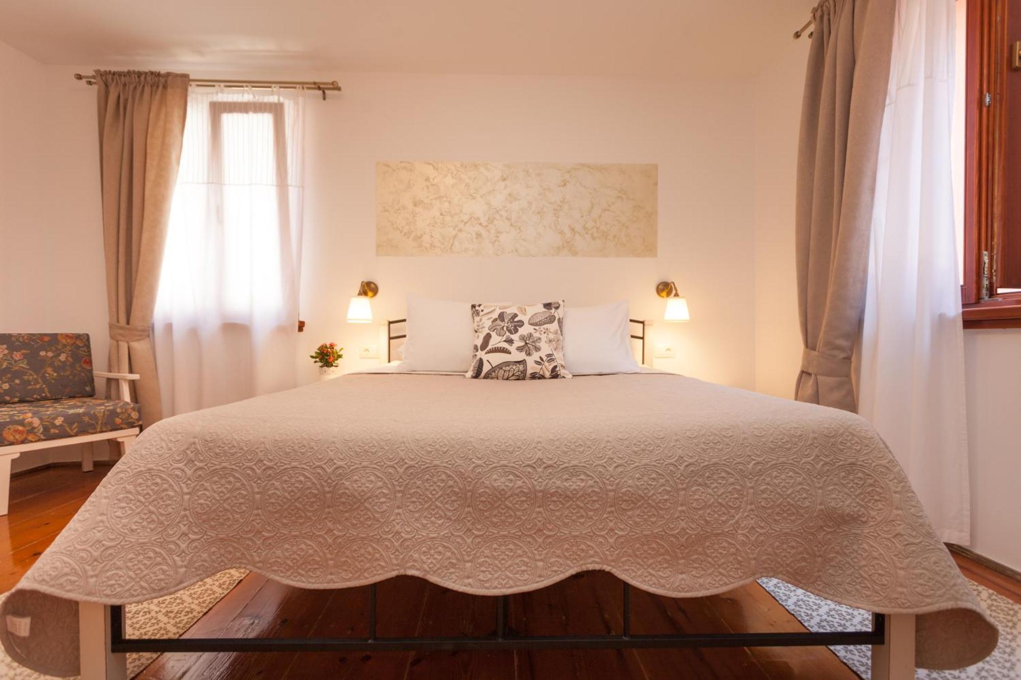 Guesthouse Casa Vittoria โรวีน ภายนอก รูปภาพ